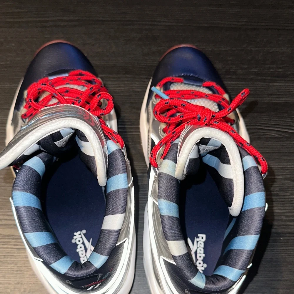 Men Reebok Iverson Stylish Sneakers with Red and Blue Accents - Picture 5 of 6